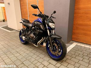 YAMAHA MT