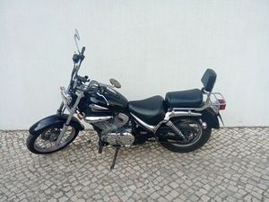 SUZUKI INTRUDER PRETA 250 CC - NOVEMBRO DE 2006 LUMIAR