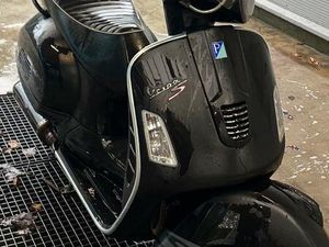 ② VESPA GTS SUPERSPORT 300 CC