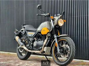 ② ROYAL ENFIELD SCRAM 411 (2022)