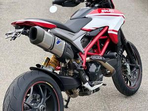 DUCATI HYPERMOTARD 821 SP / 2015