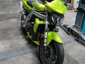TRIUMPH SPEED TRIPLE 955I
