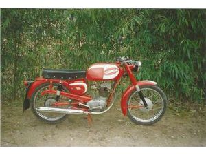 MOTO MORINI CORSARO 125 ROSSO
