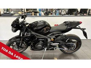 VENDO TRIUMPH STREET TRIPLE 765 RS (2023 - 26) USATA A TRADATE (CODICE 9916527) - MOTO.IT