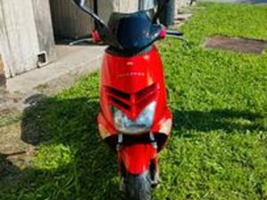 APRILIA LEONARDO 250 - 2001