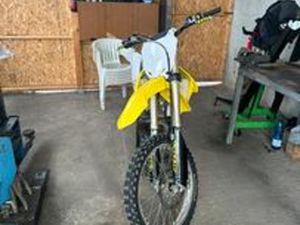 SUZUKI RMZ 250 12/2017 LEGGERE