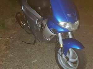 ② GILERA RUNNER 125 CC FX 2T
