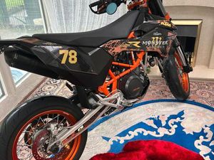 KTM 690 SMCR