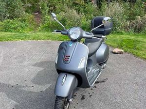 VESPA GTS 300