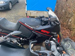 KAWASAKI GPX 600R SPORTTOURER SCHWARZ/ROT