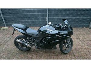 KAWASAKI NINJA 250R UNFALLSCHADEN