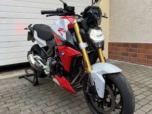 BMW F 900 R