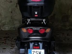 YAMAHA MAJESTY 125 Z KUFREM, KASKIEM I POKROWCEM, NISKI PRZEBIEG !!! ŚWINOUJŚCIE