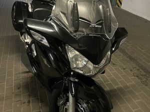 MOTOCYKL HONDA ST 1300 GRUDZIĄDZ