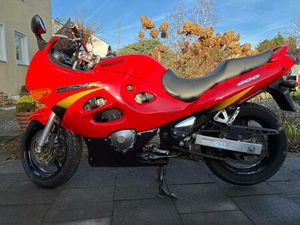 SUZUKI GSX 600F BJ 2002, MÄDELSMOPPED ERSTBESITZ