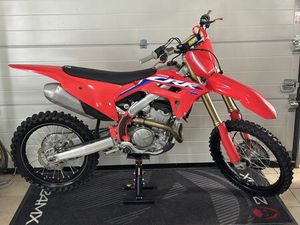 HONDA CRF 250 R