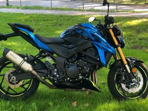 SUZUKI GSX 750 S - SELTENE FARBKOMBI, LEOVINCE AUSPUFF