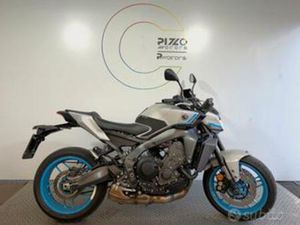 YAMAHA MT-09 KM2238 NUOVISSIMA!!