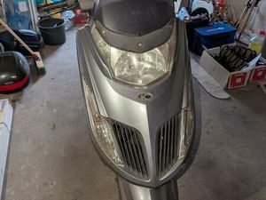 KYMCO YAGER GT 50 BASTLER/TEILESPENDER KOMPLETT SPRINGT NICHT AN