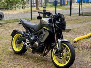 YAMAHA MT09 QUICKSHIFTER LEOVINCE
