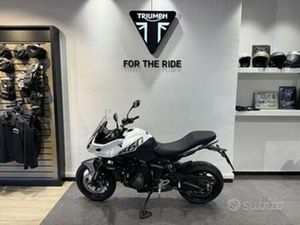 TRIUMPH TIGER SPORT 660 .