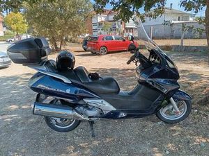 HONDA - SILVERWING 600