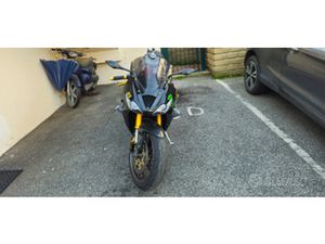 TRIUMPH DAYTONA 675
