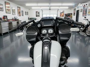 HARLEY-DAVIDSON ROAD GLIDE SPECIAL