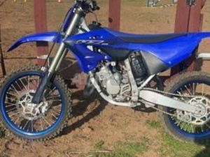 ECHANGE YZ 125 2023 NEUF