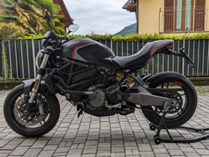DUCATI MONSTER 821 STEALTH