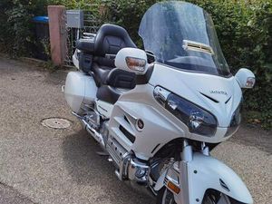 HONDA GOLDWING 1800 TOUR SC68