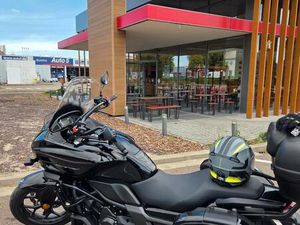 ② HONDA CTX 700. A2