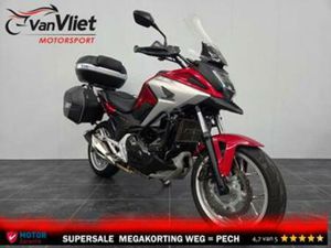 PRACHTIGE HONDA NC750X MODEL 2016 + OPTIES.! NC 750 X — MOTOREN | HONDA — MARKTPLAATS