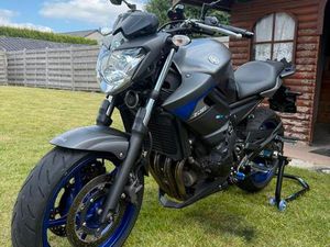 ② YAMAHA XJ6 600 CC A2