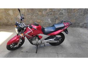 ② YAMAHA YBR 250 (2008) – FAIBLE KILOMÉTRAGE