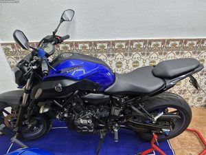 YAMAHA MT-07 | 2018 | IMPECÁVEL |