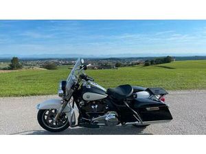 HARLEY DAVIDSON FLHP ROAD KING POLICE - TOP ZUSTAND