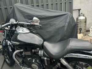 TRIUMPH SPEED MASTER 865