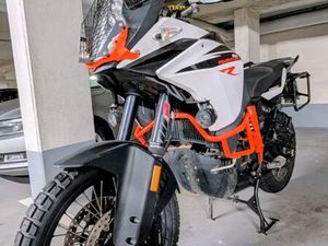KTM 1090 ADVENTURE R