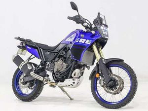 ÉTAT NEUF, TOP CASE, 1 AN DE GARANTIE