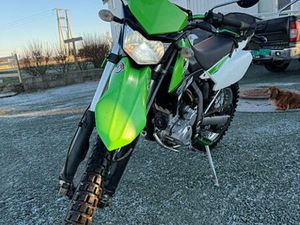 KAWASAKI KLX 250