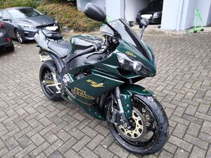 YAMAHA R1 RN19 EINZELSTÜCK