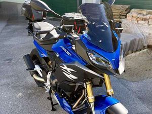BMW F 900 XR TOURER BLAU