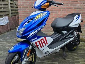 YAMAHA AEROX / ROSSI 2009 / NIEUWSTAAT — SCOOTERS | YAMAHA — MARKTPLAATS