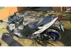 YAMAHA - TMAX 560