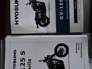 HYOSUNG GV 125 S AQUILA