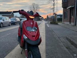 ② GILERA STALKER A KLASSE NIEUWSTAAT