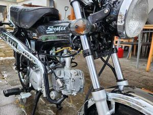 SKYMAX 125 - NUR 2.350 KM - DEUTSCHE ZULASSUNG - S