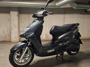 ② YAMAHA CYGNUS 125 CC