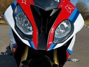 ② BMW S1000RR
